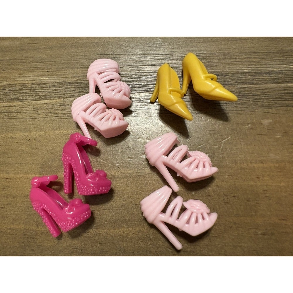 Barbie‎ Doll Shoes Mattel High Heels Fashionistas Stilettos And VTG Heels. Lot